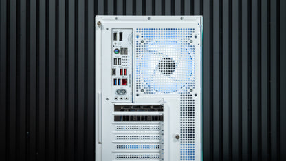 Arctic RTX 5060 Gaming PC
