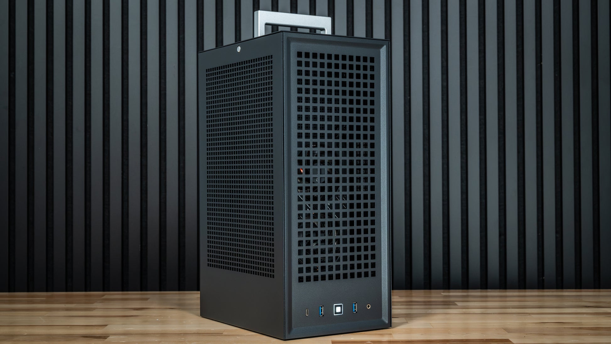 VAPOR CHAMBER RX 9060 XT Gaming PC 